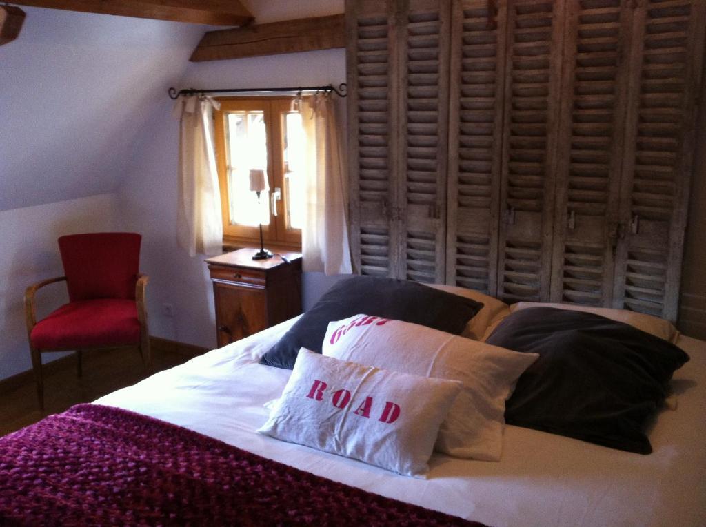 Chambres D'Hotes La Levriere Saint-Denis-le-Ferment Szoba fotó